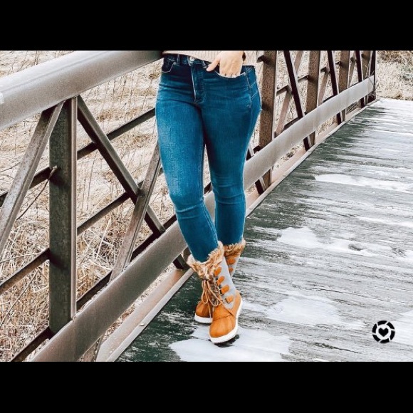 Lydiia Faux Fur Winter Boot, Grey Multicolor, NWT - Picture 6 of 7